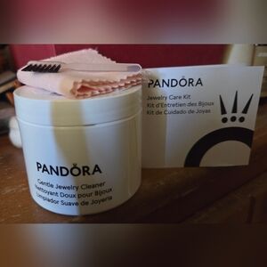 Pandora Jewelry Care Kit with Black and White Design